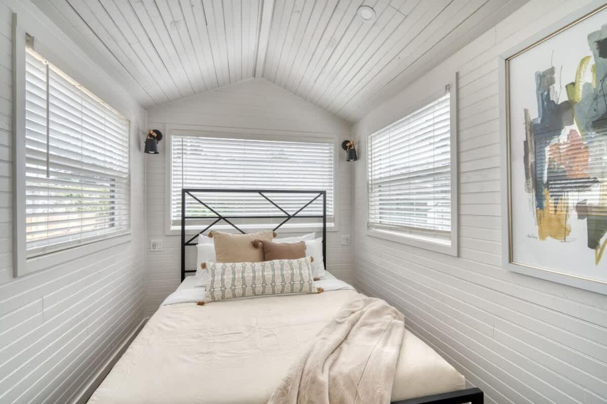 Stay Portland - Noir-Emerald Modern Tinylux In Portland Esterno foto